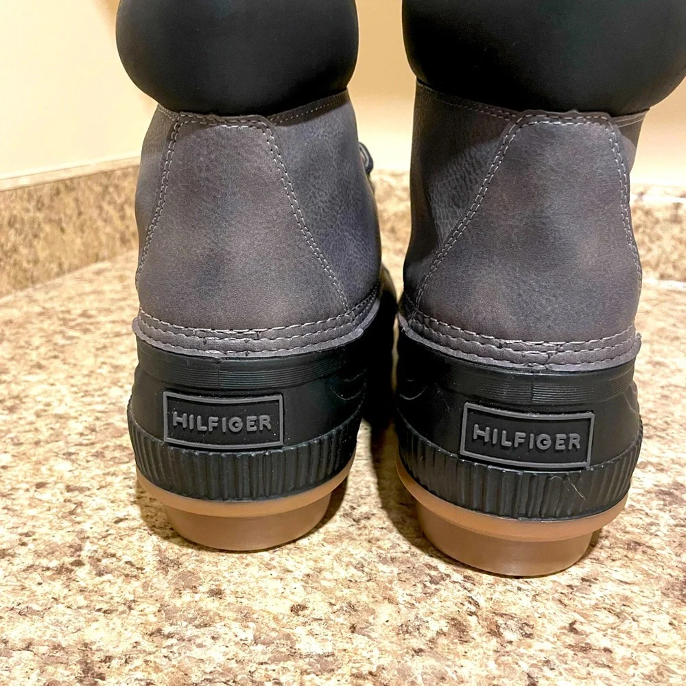 NEW Tommy Hilfiger Mens Colorblock Duck Boot Size 11 NEW! - Picture 5 of 7